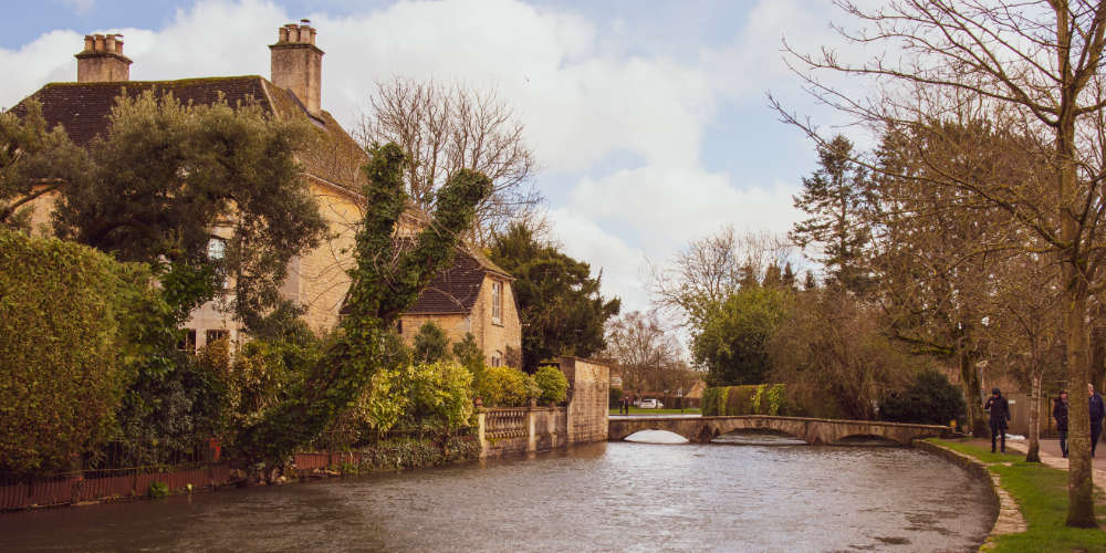 The River Windrush flowing through Bourton on the Water