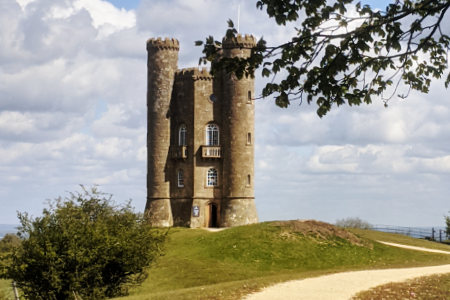 Cotswolds Strolls - Snowshill Manor to Broadway Tower (and back)