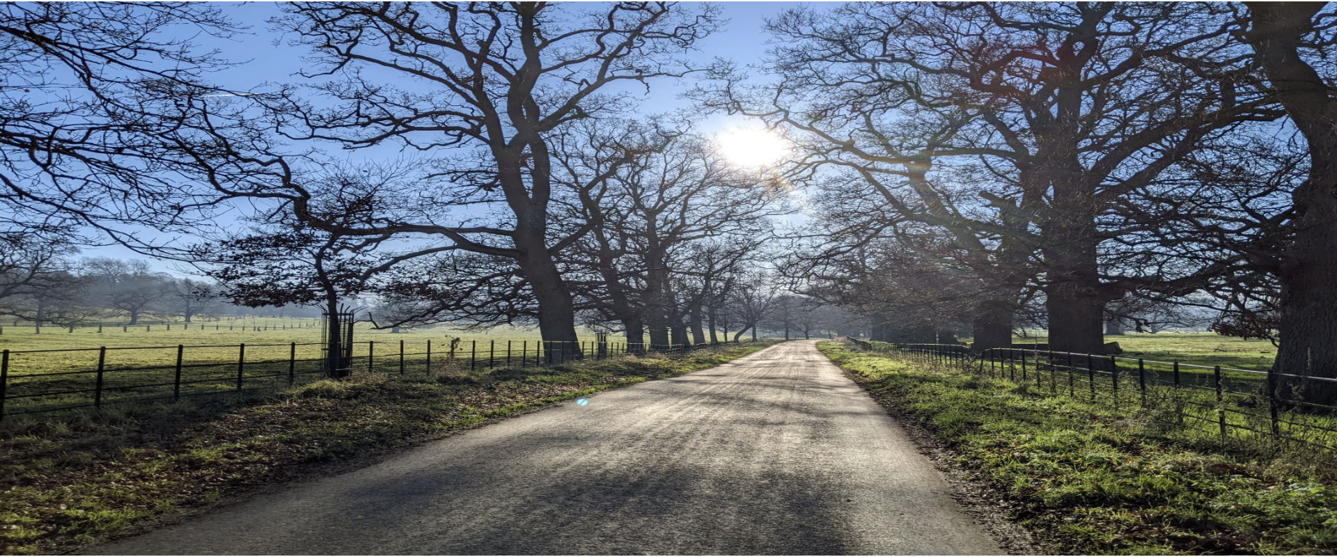 On the road from Stanton to Stanway