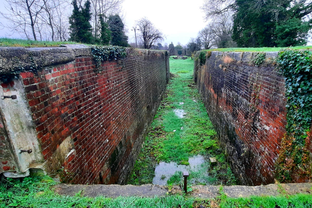 Siddington Lock