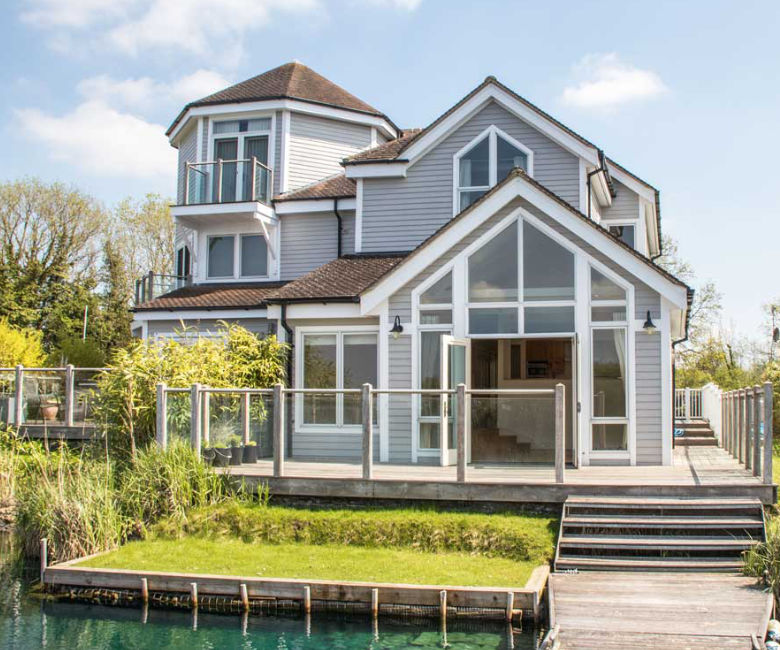 Orion Holidays Holiday in the Cotswolds