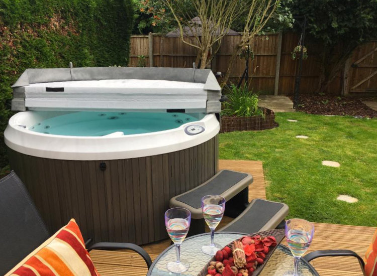 BourtonontheWater Things to do, events and in Bourton