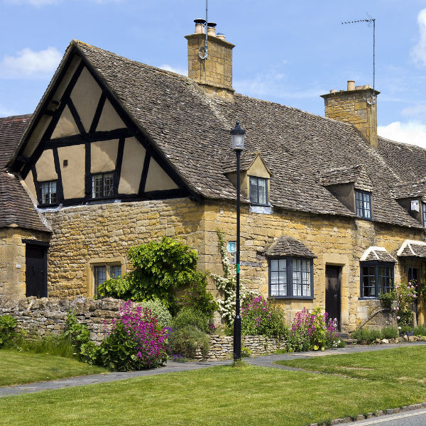 Old cottages in Broadway, Worcestershire